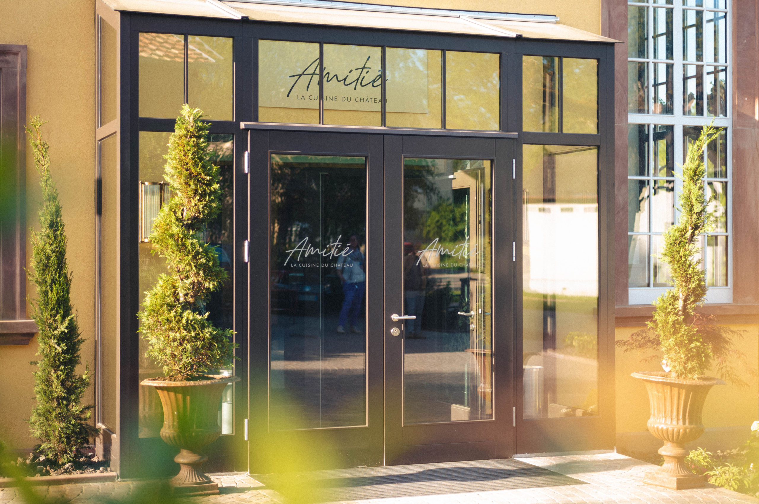 Welcome to the Restaurant Amitié in Hartmannswiller, near the Château Ollwiller and in right in the heart of the vineyards of Alsace.