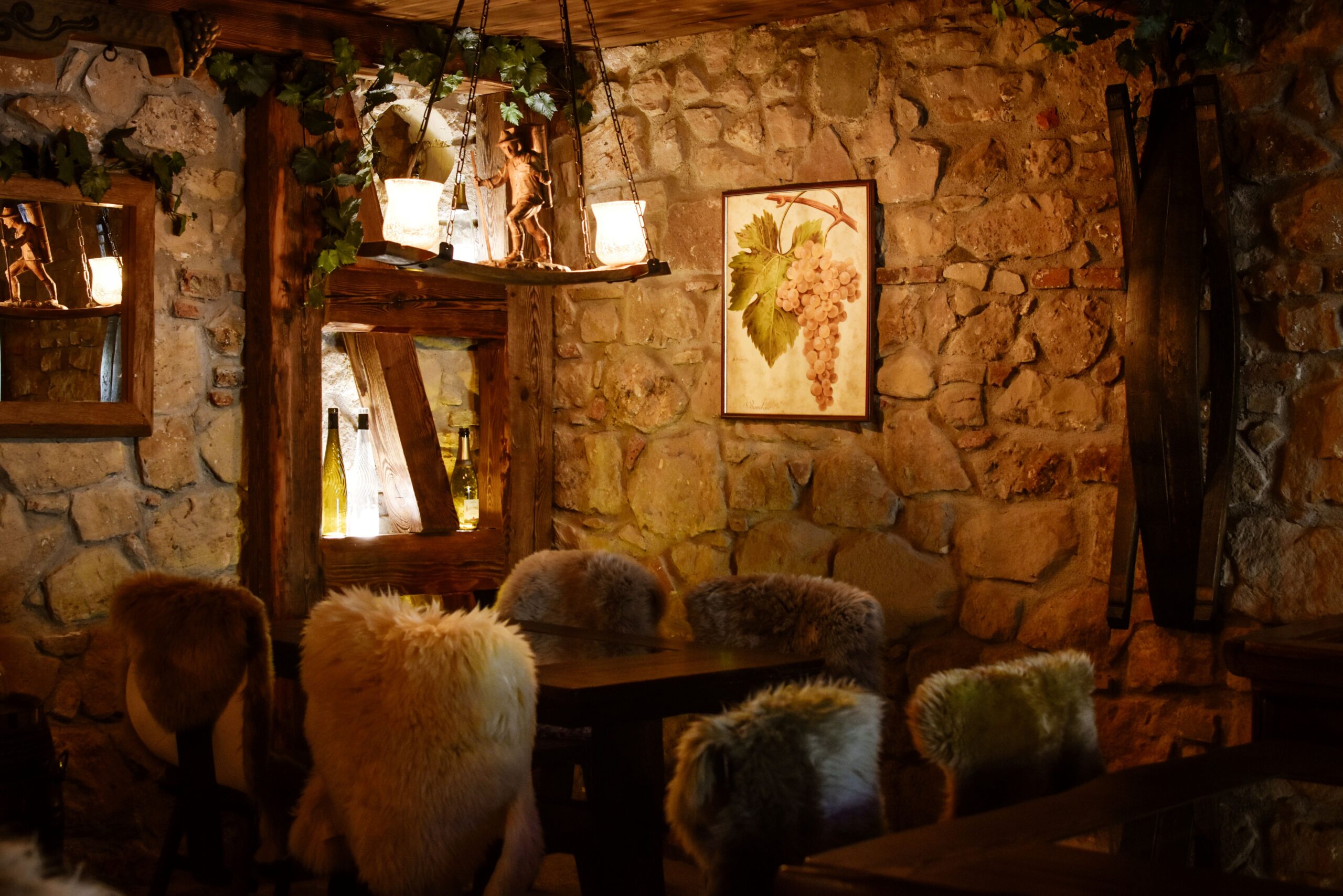 Notre Winstub vous accueille dans un cadre unique et convivial avec une offre qui évolue au fil des saisons